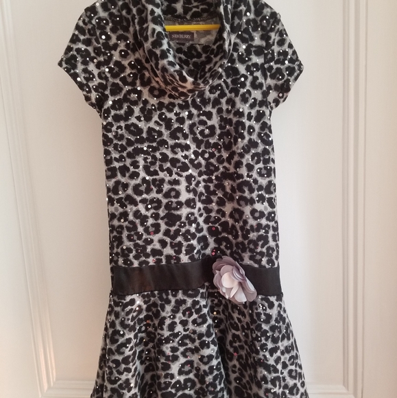 Kids Newberry Black and Gray Dress - Picture 4 of 10